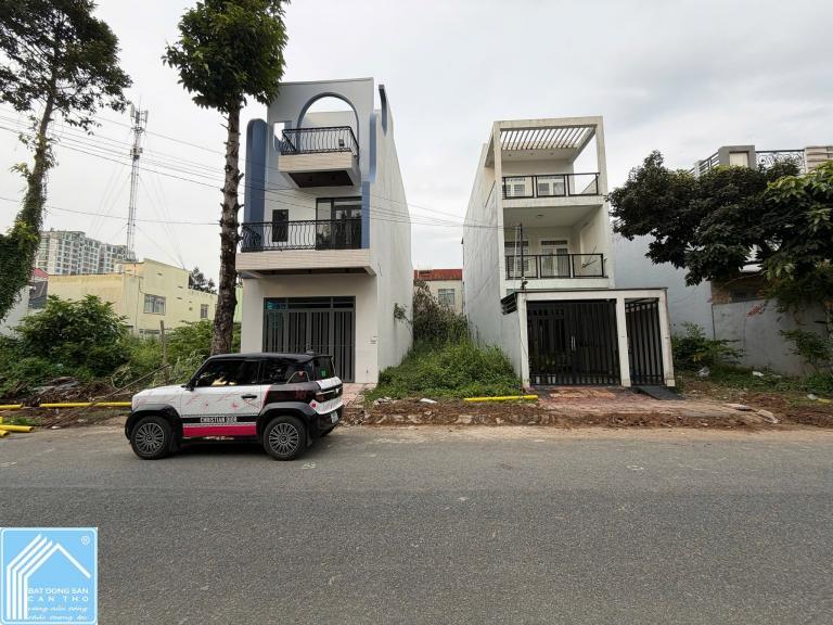 BÁN NỀN ĐƯỜNG SỐ 4 KHU LONG THỊNH.  LH 0942495498  PHƯƠNG