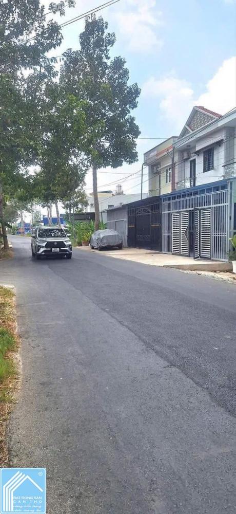 Bán nhà MẶT TIỀN lộ nhựa, thích hợp gia đình ở, KDoanh, buôn bán tại nhà