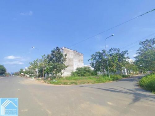 NC Bán cặp nền góc đường A3 KDC Phú An, P.Hưng Phú, TP Cần Thơ.