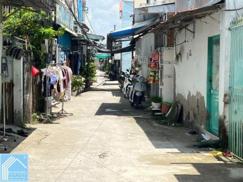 2 Nền hẻm 7B đường Nguễn Văn Linh