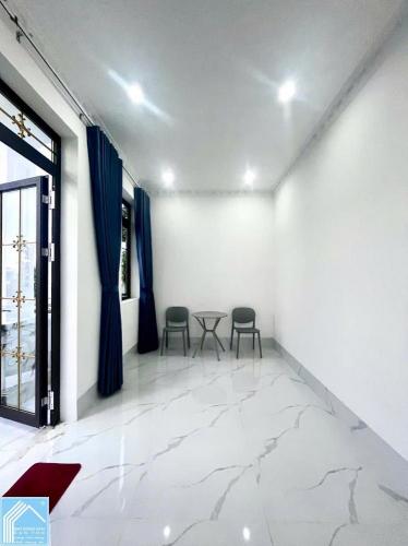  2 Tuần Hoàn Thiện - Nhà 1 Trệt 2 Lầu Đường D4 KDC Hồng Loan - Đoạn ngay chung cư