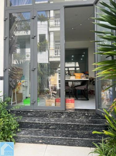 3 NỀN LIỀN KỀ CÓ NHÀ 1 TRỆT 1 LẦU KIÊN CỐ ĐƯỜNG B2 KDC HƯNG PHÚ