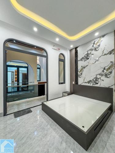 3 tỉ 090 triệu - Chủ Gởi  NHÀ TRỆT LẦU MỚI ĐẸP 3 PHÒNG NGỦ  _KIẾN TRÚC HIỆN ĐẠI HẺM 311 