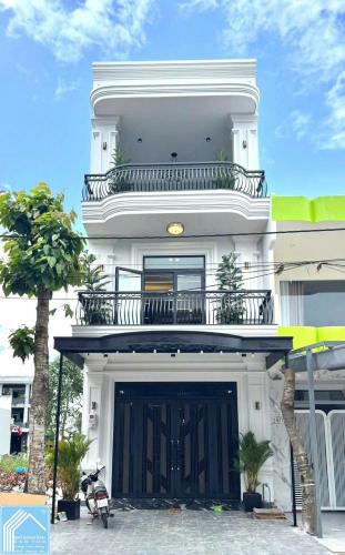 7. BÁN SIÊU PHẨM SỐ 16 ĐƯỜNG D7 KDC HỒNG LOAN.