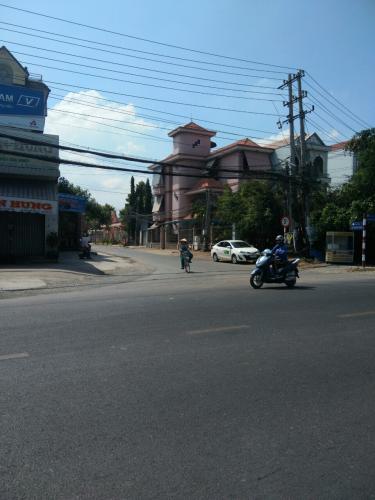 2.55 tỷ-Đất mặt tiền đường Hồ Trung Thành 180m2 2.55 tỷ-Đất mặt tiền đường Hồ Trung Thành 180m2