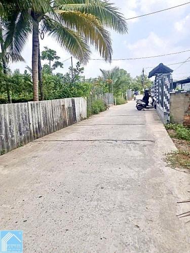 Bán 1747m2 Đất Rạch Ngã Bát - cách đường Trương Vĩnh Nguyên 1km - Cách Lộ 40m đang làm 300m