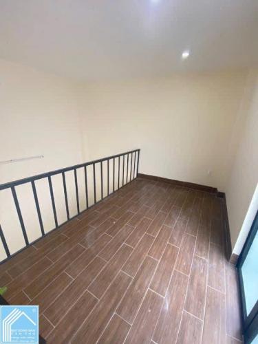 Bán 1Cặp Nhà - xây trên nền 8m x 5m, hẻm 311 NVCừ, đối diện CTy Dược Hậu Giang