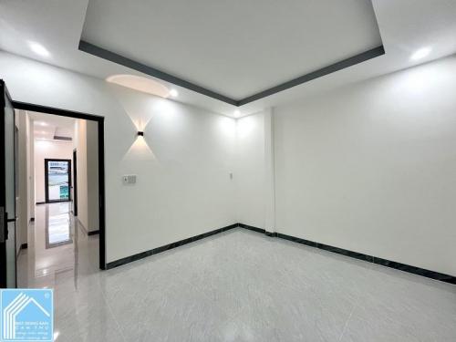 Bán 2 căn Nhà hẻm đường Nguyễn Thông, cách Công an p.Bình Thuỷ 100m