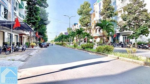 Bán 2 căn Nhà Thô 1 Trệt 3 Lầu Sân thượng đường Bùi Quang Trinh Trục chính KDC Phú An