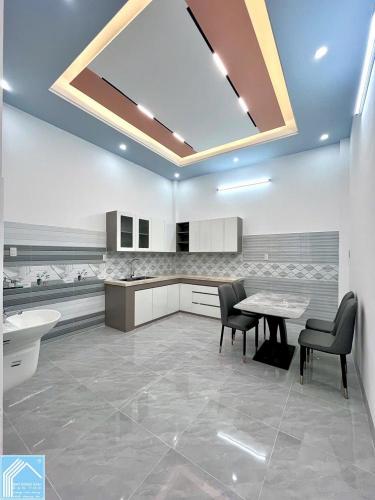 Bán 2 Căn Nhà Trệt Lầu hẻm 11 đường Nguyễn Văn Linh - Cách Bệnh Viện ĐKTW 300m