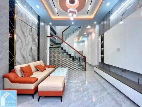 Bán 2 Căn Nhà Trệt Lầu hẻm 11 đường Nguyễn Văn Linh - Cách Bệnh Viện ĐKTW 300m