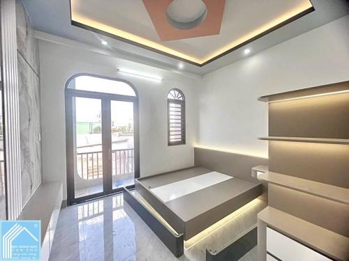 Bán 2 Căn Nhà Trệt Lầu hẻm 11 đường Nguyễn Văn Linh - Cách Bệnh Viện ĐKTW 300m