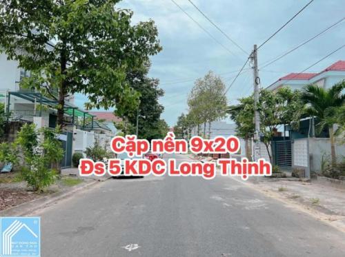 Bán 2 nền liền kề đường số 5 khu long thịnh - dt 90m2/1 nền - giá 2,3 tỷ.