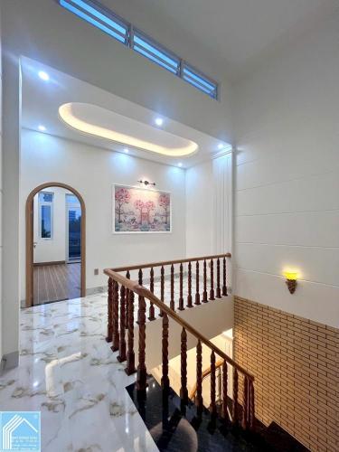 Bán 3 nhà trệt lầu Mặt tiền bờ kè Cái Sơn - gần Bệnh viện Nhi, SIS, ĐH FPT, Chợ Nổi,...