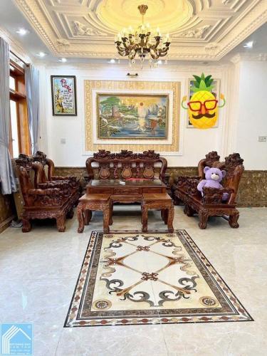 Bán biệt thự cao cấp khu dân cư hưng phú 1 gần siêu thị go giá 18 tỷ
