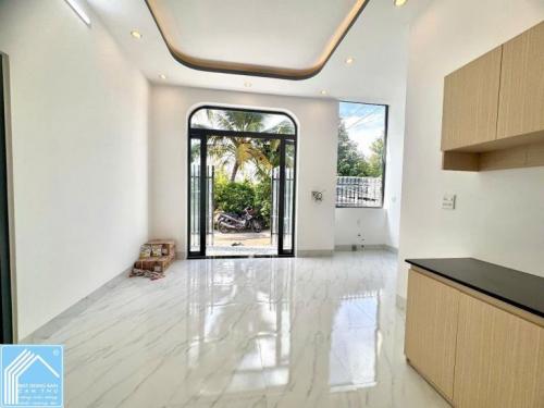 Bán Căn Nhà Gốc 2 Mặt Tiền, Mới Xây 100% – Rạch Ông Dựa, Long Tuyền, TPCT.