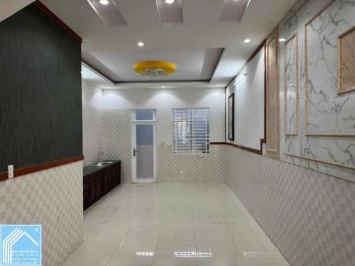 BÁ.N CĂN NHÀ TRỆT 2 LẦU, KDC LONG THỊNH, PHƯỜNG HƯNG PHÚ - ĐỐI DIỆN BỆNH VIỆN HOÀN MỸ - TP. CT