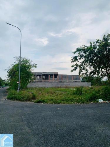 Bán Cặp góc nhìn ra Trường Học , Sân Bóng Trường Cấp 2 KDC Tân Phú. LH 0942495498 Phương