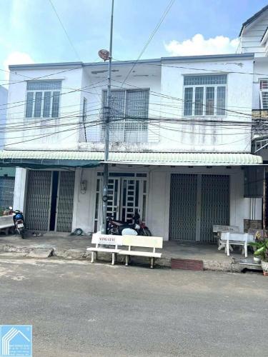 Bán cặp nền 180m² đường 8, KDC Công An, phường Cái Răng , TP. Cần Thơ. Tặng 3 căn nhà hiện đang cho