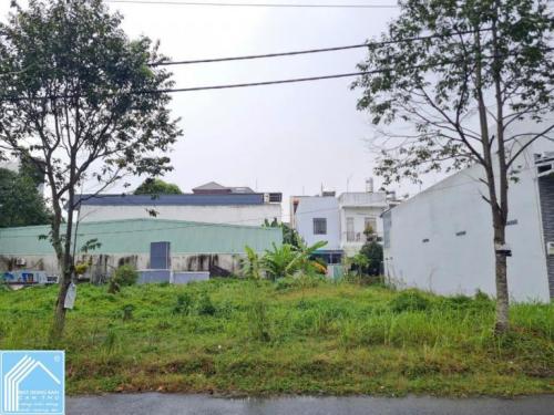 BÁN CẶP NỀN ĐOẠN CHƯA QUA NGÃ 4 LỚN ĐƯỜNG TRỤC CHÍNH PHAN TRỌNG TUỆ KDC DIỆU HIỀN BÁN CẶP NỀN ĐOẠN CHƯA QUA NGÃ 4 LỚN ĐƯỜNG TRỤC CHÍNH PHAN TRỌNG TUỆ KDC DIỆU HIỀN