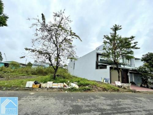 BÁN CẶP NỀN LIỀN KỀ ĐƯỜNG SỐ 28 - KHU DÂN CƯ 586. LH 0942495498 PHƯƠNG.