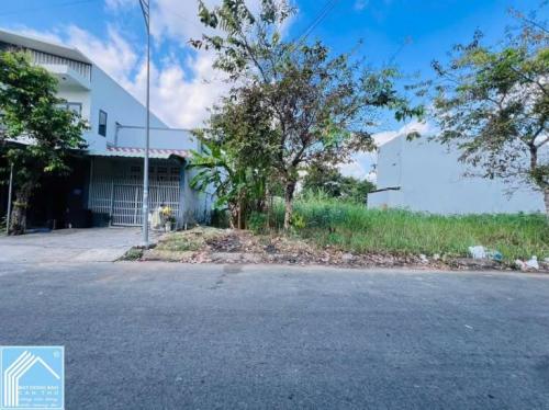 Bán cặp nền số 87 và 89 đường D14 Hồng Loan dt 5x16- Giá 5.6 tỷ Bán cặp nền số 87 và 89 đường D14 Hồng Loan dt 5x16- Giá 5.6 tỷ
