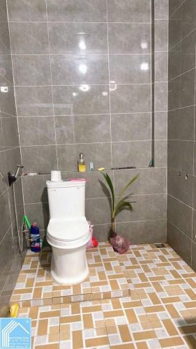 Bán cặp nhà kho trệt lửng còn mới đẹp đường B8 KDC Phú An, P. Hưng Phú, TP Cần Thơ.