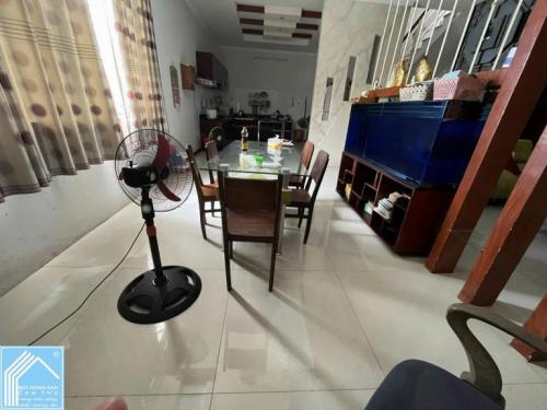 BÁN CẶP NHÀ TRỆT 3 LẦU VỊ TRÍ SÁNG ĐẸP ĐƯỜNG SỐ 47 KDC 586 TP Cần Thơ