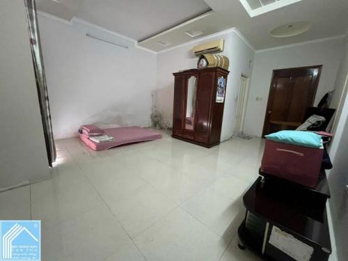 BÁN CẶP NHÀ TRỆT 3 LẦU VỊ TRÍ SÁNG ĐẸP ĐƯỜNG SỐ 47 KDC 586 TP Cần Thơ
