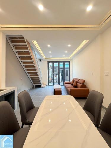 Bán Cặp Nhà Trệt Lầu Cách Chợ Nổi Cái Răng 90m - Lộ Ô Tô 4m - 2 phòng Ngủ - Đầy đủ Nội Thất