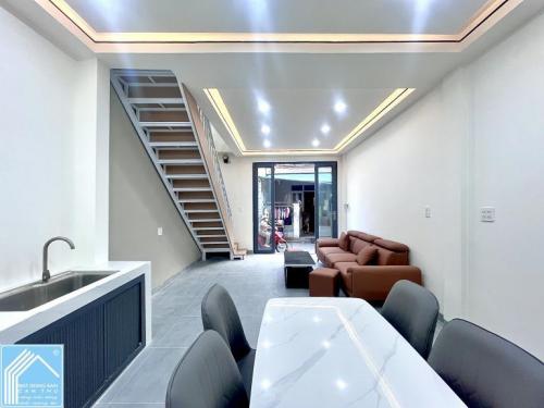 Bán Cặp Nhà Trệt Lầu Cách Chợ Nổi Cái Răng 90m - Lộ Ô Tô 4m - 2 phòng Ngủ - Đầy đủ Nội Thất