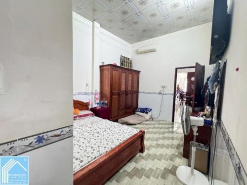 Bán đất tặng nhà