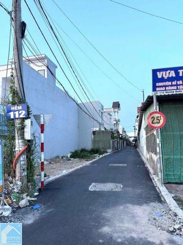BÁN GẤP NỀN Hẻm 112 đường Hoàng Quốc Việt, gần Bánh Xèo 7 Tới