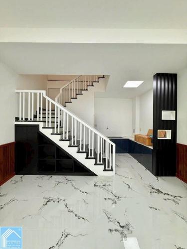 Bán hoặc cho Thuê Nhà 1 Trệt 2 Lầu Sân thượng hẻm 147 Nguyễn Văn Cừ - Ngay chợ An Hoà