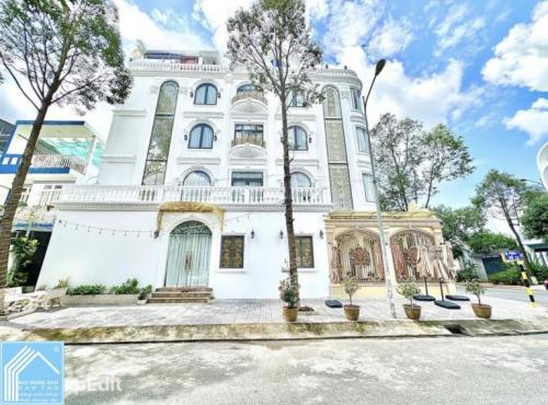 Bán Khách Sạn 1 Trệt 4 Lầu Góc 2 Mặt tiền KDC Hồng Phát - Gần Công Viên + Hồ Bơi