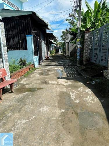 BÁN NỀN 100% THỔ CƯ - LỘ ÔTÔ tới. Khu dân cư đông đúc, xây nhà ở ngay