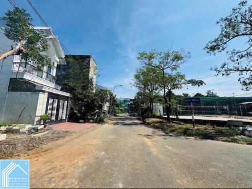 Bán Nền 120m2 đường số 49 KDC 586, Hưng Phú, Cần Thơ_ Đối diện công viên