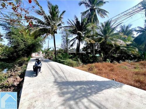 Bán Nền 141,2m2 Mặt tiền Rạch Bà Vèn cách đường Huỳnh Thị Nở 400m - Thông Đường Tỉnh 925