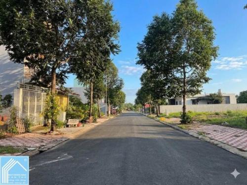 Bán nền 67 đường số 16 KDC Hồng Loan 5C---- Giá: 2 tỷ 900 triệu. TL GIẤY TỜ