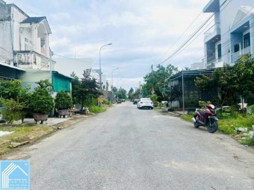 BÁN NỀN ĐẸP ( KẾ GÓC ) ĐƯỜNG SỐ 2 KDC CHIẾN THẮNG - P. HƯNG PHÚ - TP CẦN THƠ .