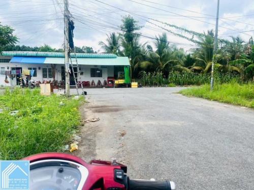 BÁN NỀN ĐẸP ( KẾ GÓC ) ĐƯỜNG SỐ 2 KDC CHIẾN THẮNG - P. HƯNG PHÚ - TP CẦN THƠ . 