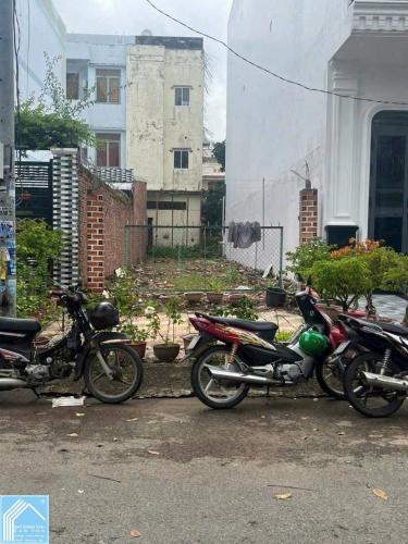 BÁN NỀN ĐƯỜNG PHẠM VĂN NHỜ KDC DIỆU HIỀN.