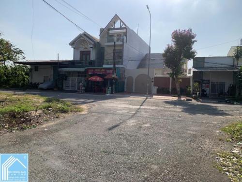 Bán Nền giá chỉ khoảng 15tr/m2 đường 7B2 KDC Tân Phú, Phường Hưng Phú, Cần Thơ.