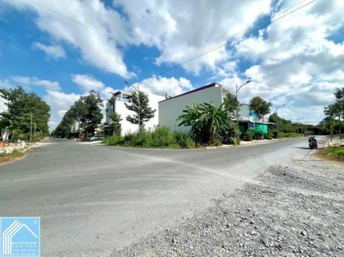 Bán Nền Góc 2 Mặt tiền đường D18&D4 KDC Hồng Loan - Kế Trần Hoàng Na, P.Cái Răng