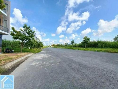 BÁN NỀN MẶT TIỀN 111 ĐƯỜNG A4 TÂN PHÚ
