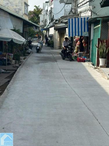 Bán NỀN MẶT TIỀN chợ An Cư, Diện tích chuẩn đẹp, sổ Hồng sang tên nhanh