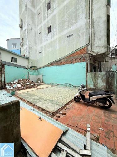 BÁN NỀN THỔ CƯ: NGANG 7m (nở hậu 10m) x DÀI 12m (Cách VINCOM HÙNG VƯƠNG 60m)