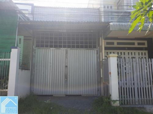 BÁN NỀN THỔ CƯ ( TẶNG NHÀ KHO)  -- HẺM LIÊN TỔ 7-13 NGUYỄN VĂN LINH, P. LONG TUYỀN, TP. CẦN THƠ 