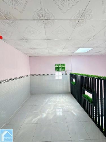 BÁN NHÀ - 2 MẶT TIỀN HẺM (trước - sau). Hẻm NHÀ NGHỈ 999 (N.V.Linh)