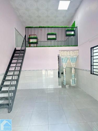 BÁN NHÀ - 2 MẶT TIỀN HẺM (trước - sau). Hẻm NHÀ NGHỈ 999 (N.V.Linh)